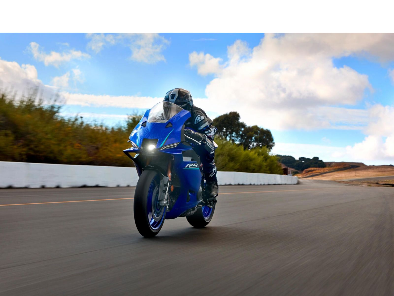 Мотоцикл YAMAHA R9 (Icon Blue) 2026